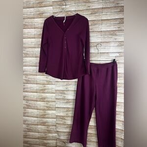 Soma Women's Burgundy Sleepwear Set sz Small